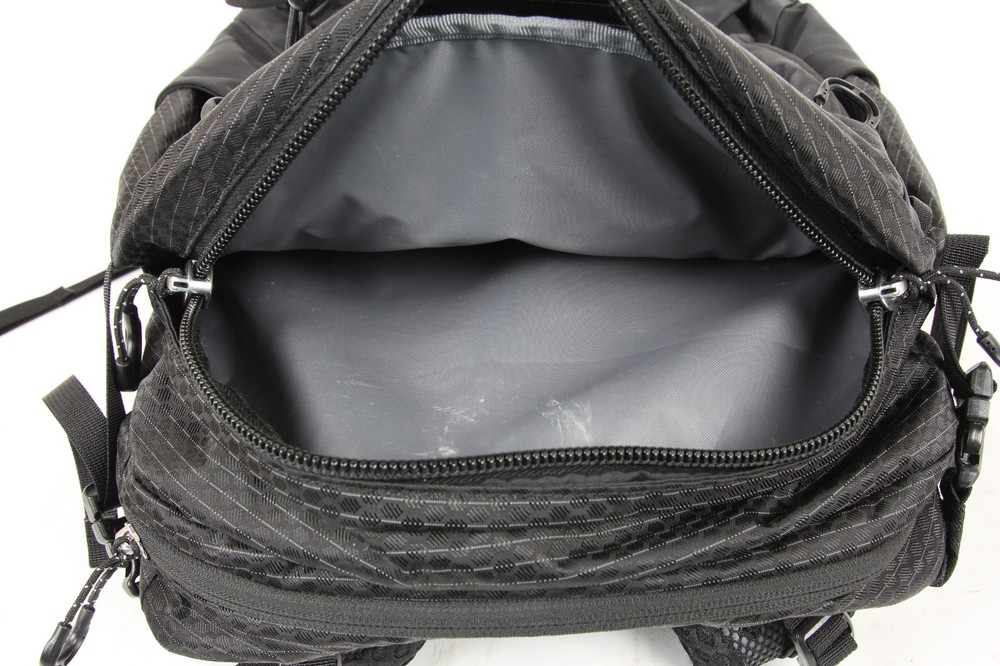 Osprey Packs Manta 34L Hydration Backpack- Black /70287/