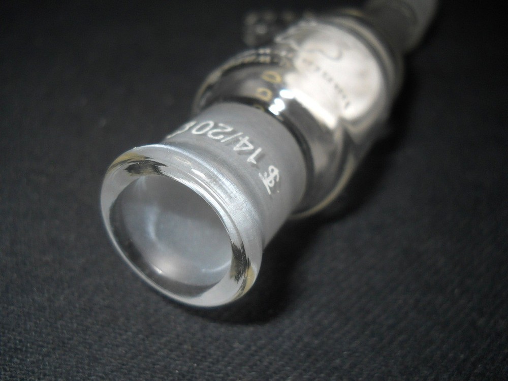Kontes Bantam-Ware Glass 14/20 Joint Medium Fritted Filter Vacuum Adapter, Chip
