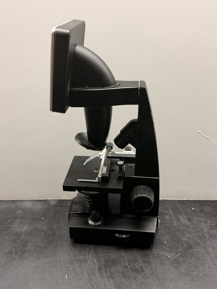 Celestron Digital Microscope with LCD Screen- NO WIRES