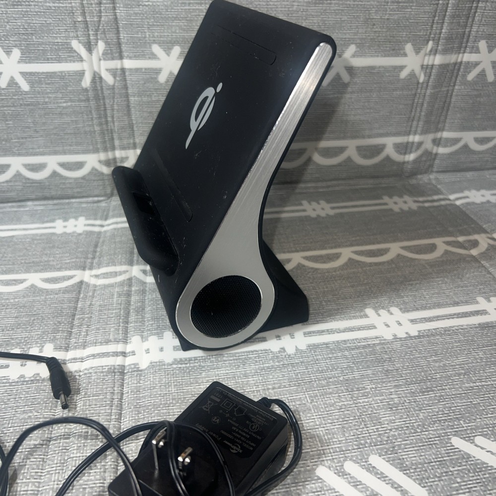 Azpen Dockall D100 Wireless Charging Hub Bluetooth Speaker Docking Station
