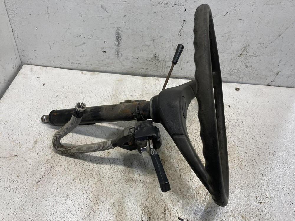 Freightliner FLD120 Steering Column - Used