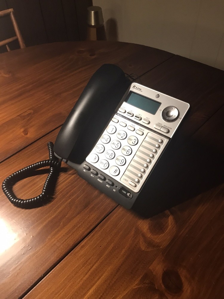 ATT 2 Line Speakerphone with Caller ID/Call Waiting