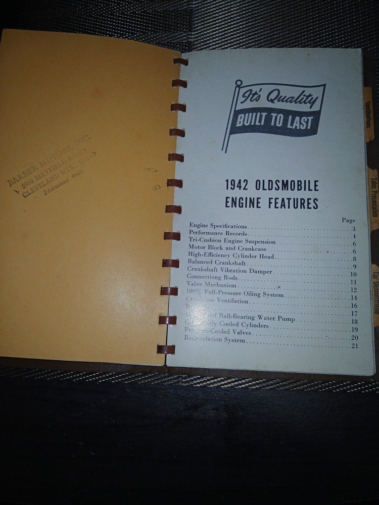 1942 Oldsmobile Reference Book "It's Quality Built to Last"