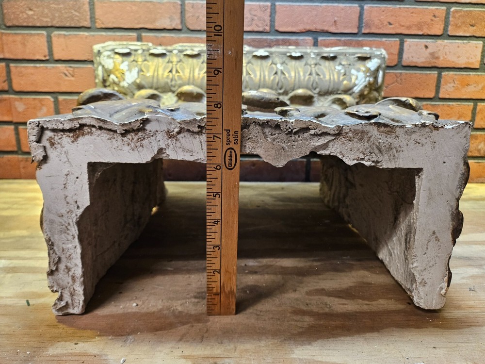 Vintage Column Capital Pilaster