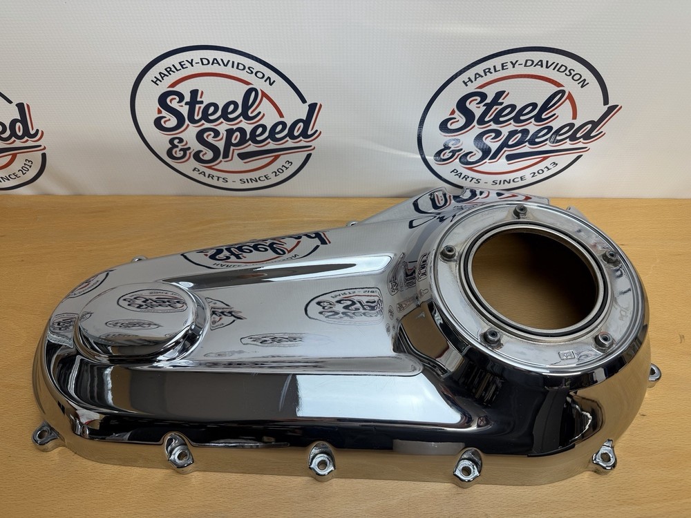 Genuine Harley-Davidson Narrow-Profile Outer Primary Cover Chrome 25701077