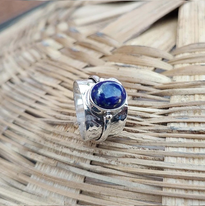 Solid 925 Sterling Silver Blue Lapis Lazuli Hammered Meditation Worry Band Ring