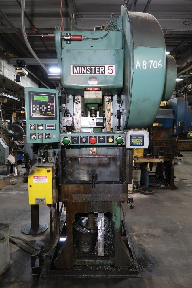 45 TON MINSTER "59S" FIXED-BASE GAP FRAME PRESS w/SERVO-FEED