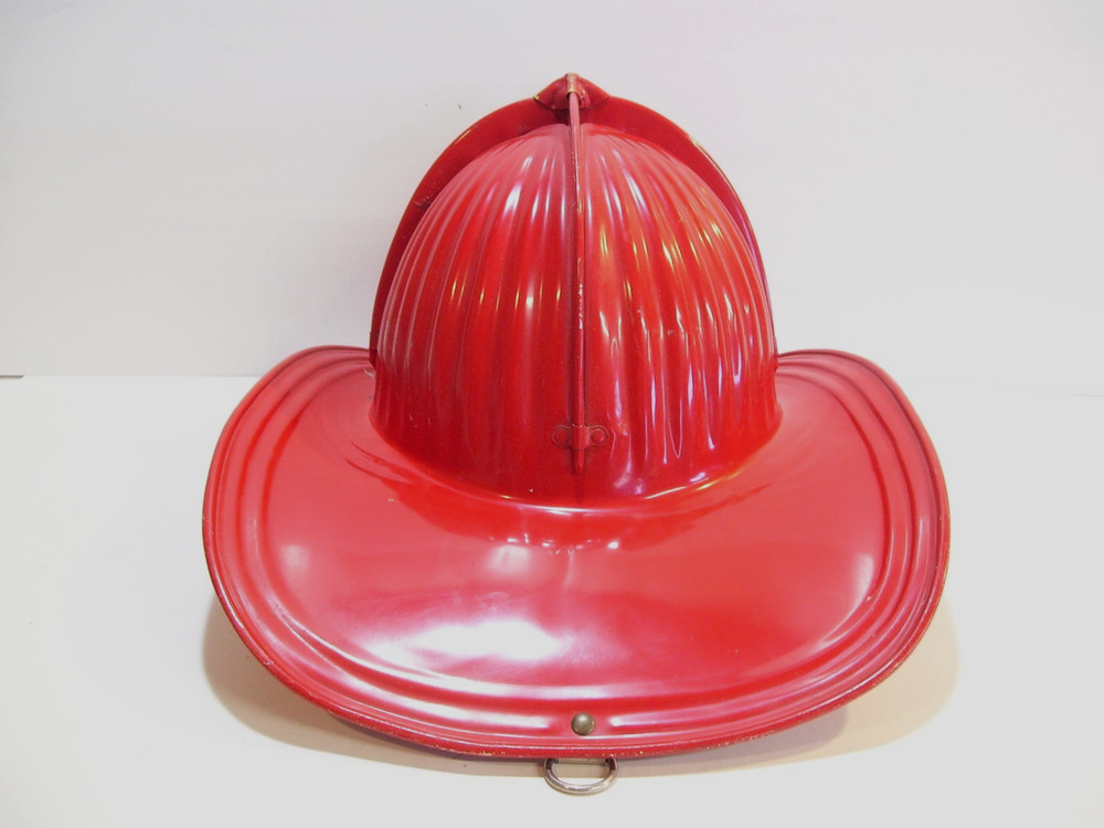 Cairns Senator Fireman's Fund Fire Helmet, Vintage J code 1965