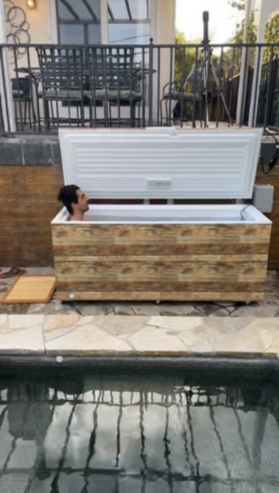 Medium & Large Cold Plunge Ice Bath -  Auto Temp Control, Sanitation, Filtration