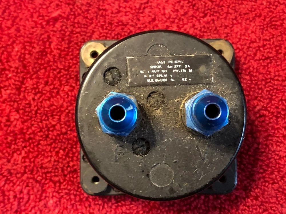 SMS INSTRUMENTS 2 1/4" DE-ICING PRESSURE INDICATOR P/N 401-2-0001-1