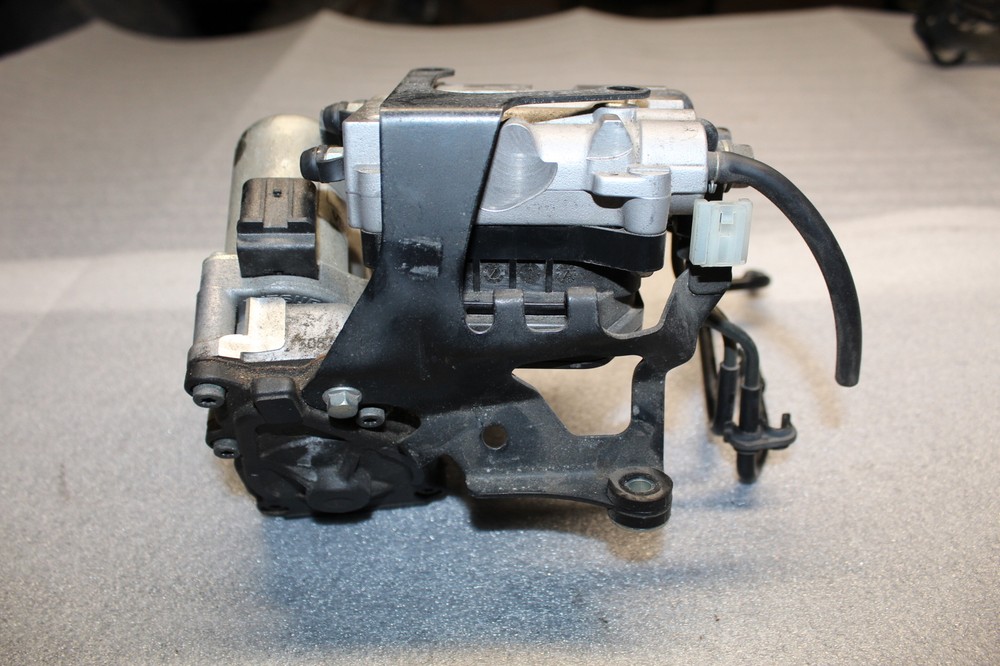 2013 Honda CBR1000RR ABS OEM ABS PUMP MODULES HOSES LINES