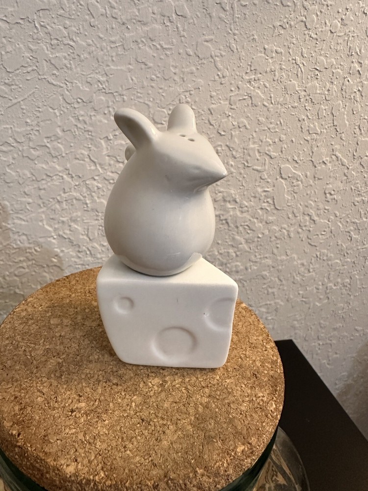Mouse and Cheese Salt and Pepper Shaker Set White Porcelain