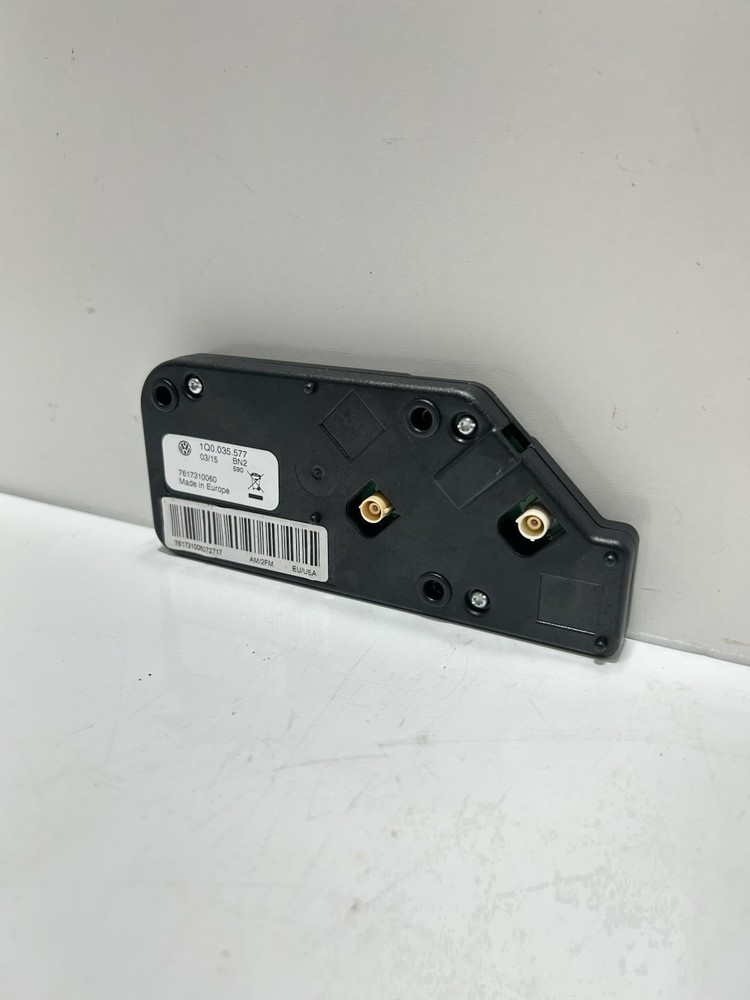 Volkswagen EOS Aerial Antenna AMP Amplifier Control Module Unit 1Q0035577