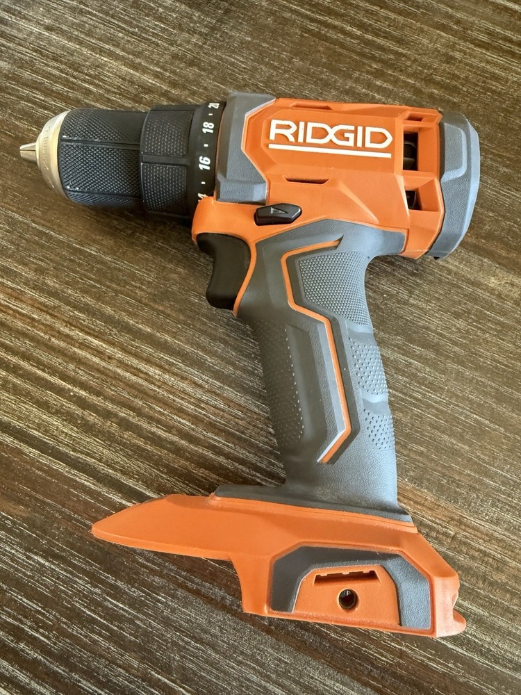 RIDGID 18V Cordless 1/2" Drill Driver Model# R86001 Bare Tool