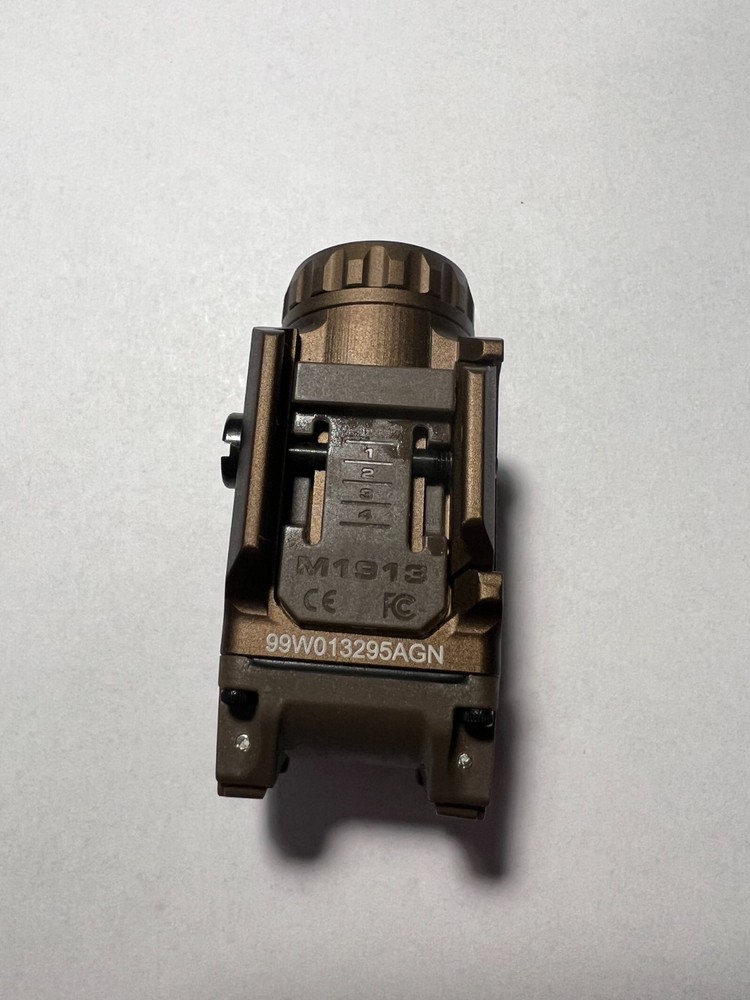Sig Sauer #SOF12002 FOXTROT1X Tactical Weapon Mounted LED Light, 450 Lumens, FDE