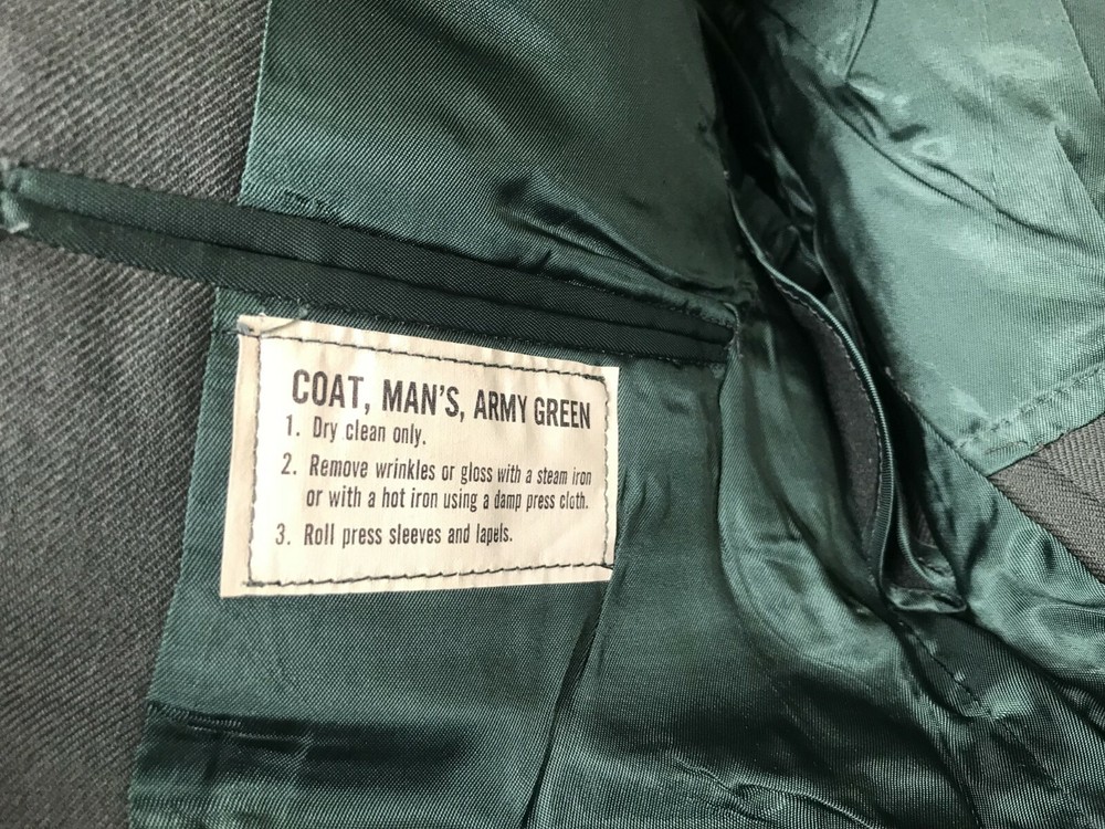 Army Green Class A Jacket size 39R NOS