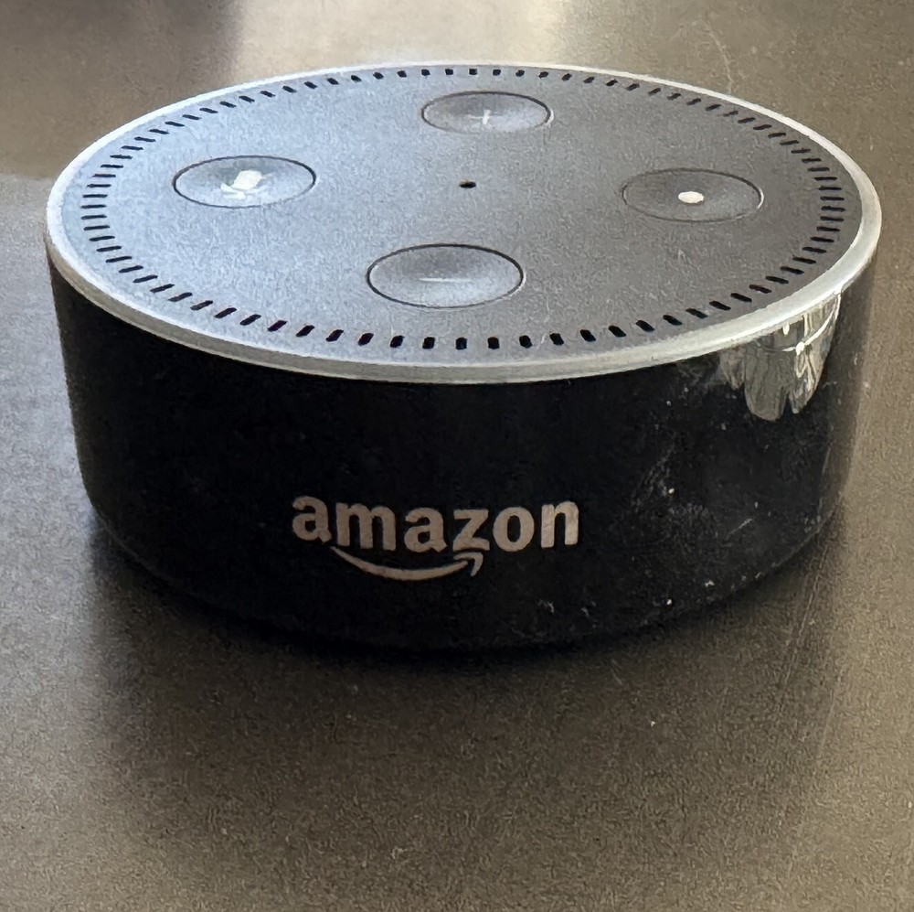 Amazon Echo Dot (2nd Generation) Model No. RS03QR Black - Used