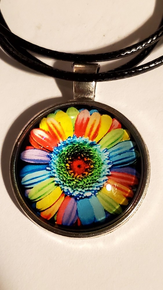 Rainbow Daisy Hippie Necklace