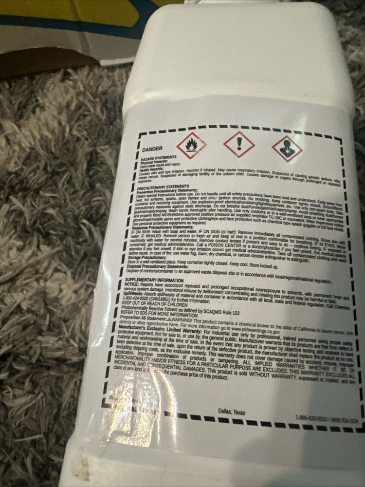 Pro-Thane Tub Coat Gloss 1009 Pro-Thane White 109 Pro-Thane Activator Dented
