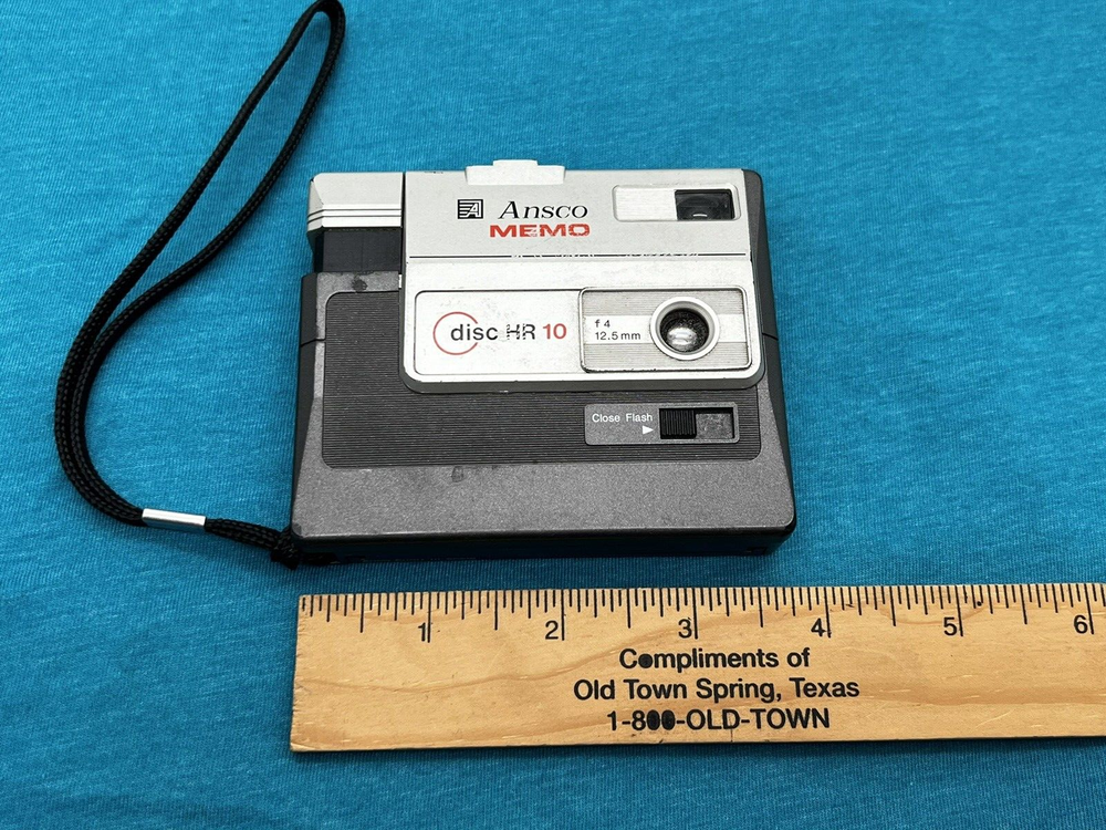 Vintage 80s Camera ANSCO MEMO DISC Compact Pocket Camera
