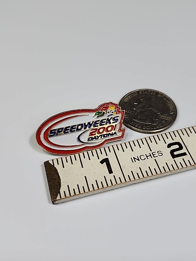 Daytona Lapel Pin Speedweeks 2001
