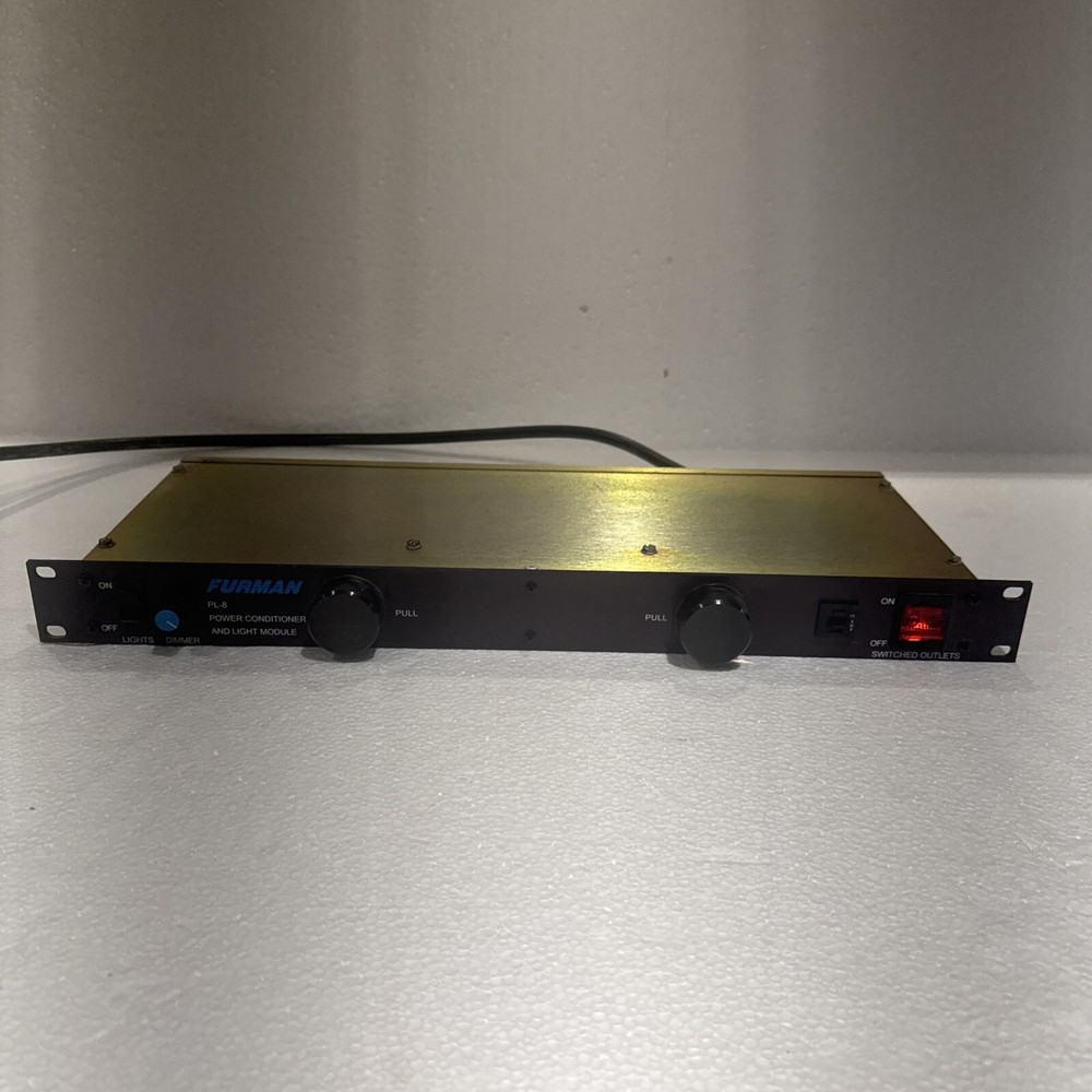 Furman PL-8 Series II Linear Filtering Power Conditioner and Light Modules