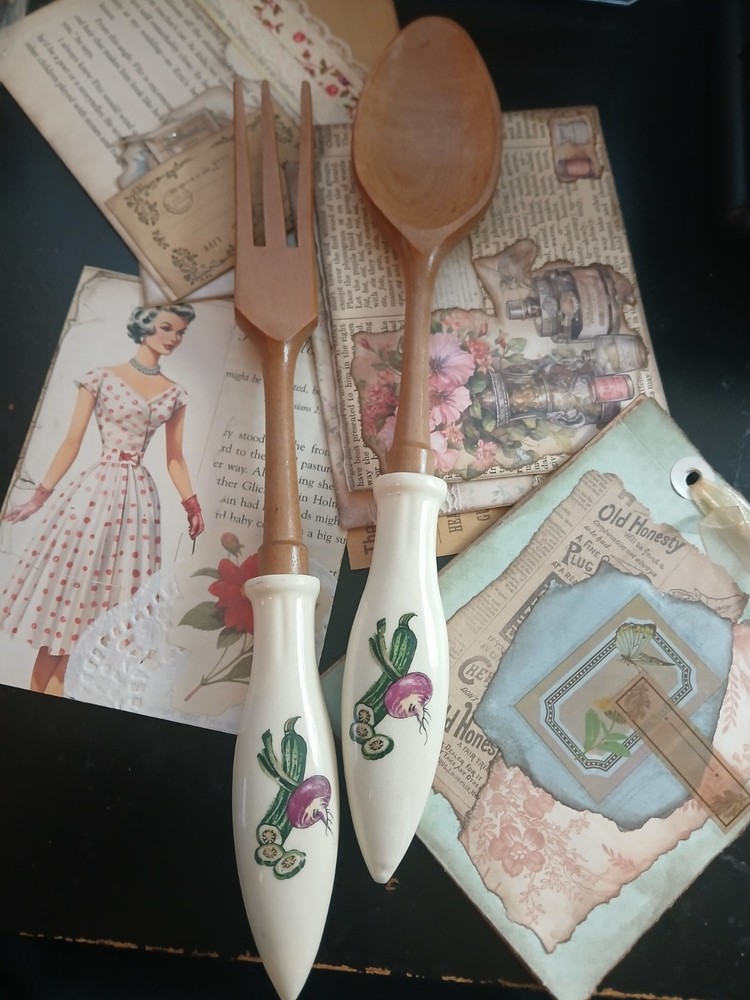 Vintage Lefton Americana Rose Serving Fork And Spoon Set
