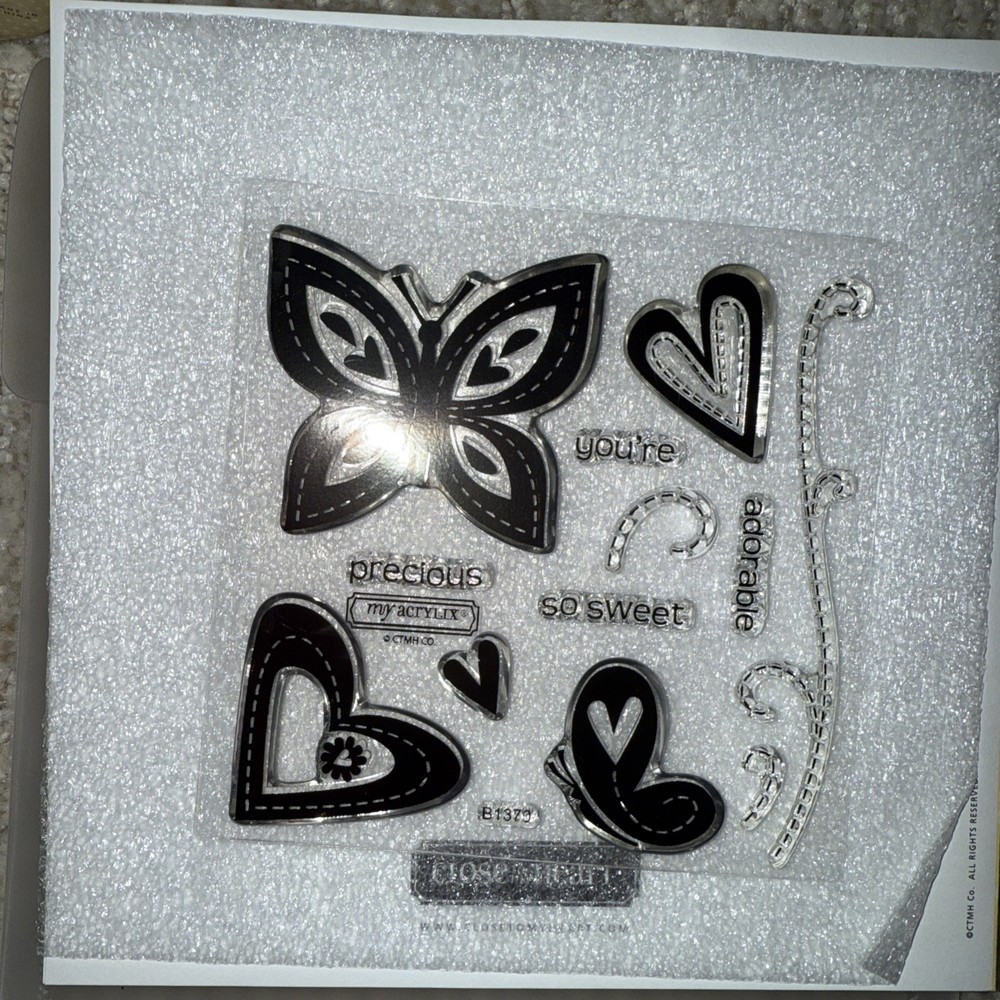 BUTTERFLIES Themed Embellishments Kit