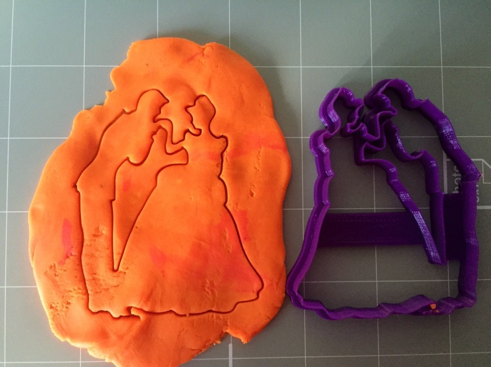 Prince & Princess Dancing Cookie Cutter