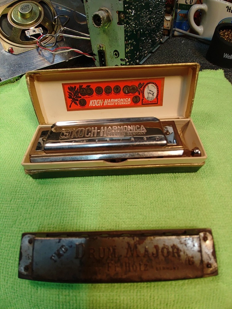harmonica