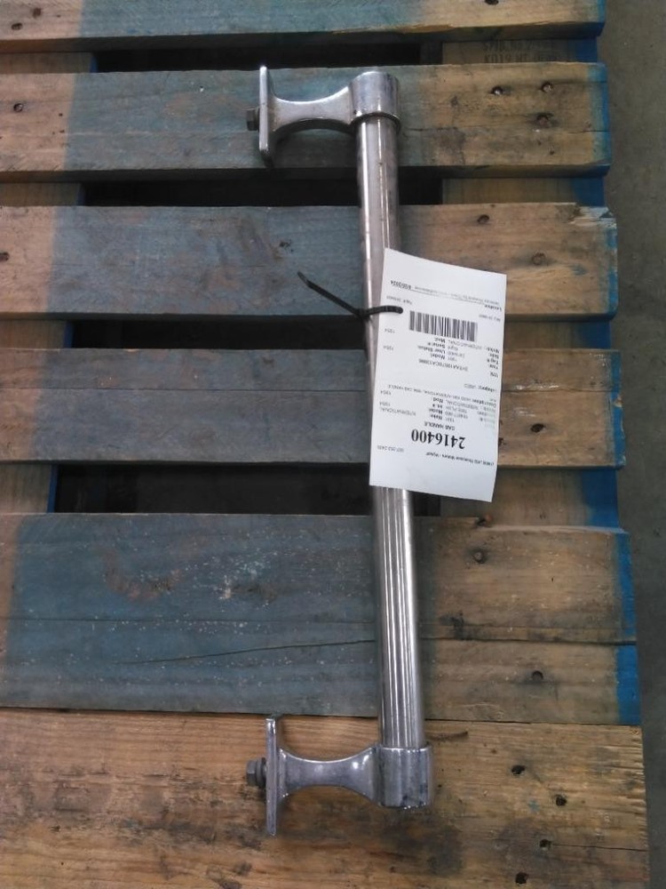 For 1981 INTERNATIONAL 1954 CAB HANDLE Right ,  MN