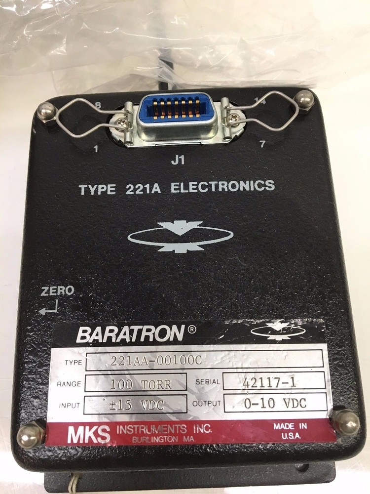 MKS Instruments 221A Baratron Absolute Pressure Transmitter & Signal Conditioner