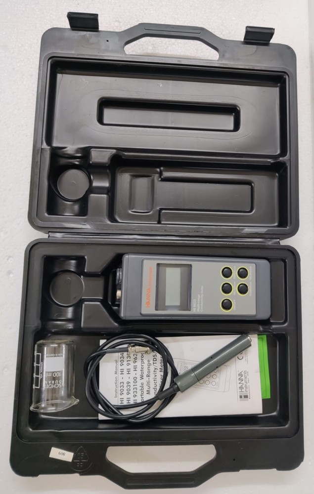 HANNA INSTRUMENTS HI9033 MULTI-RANGE CONDUCTIVITY METER