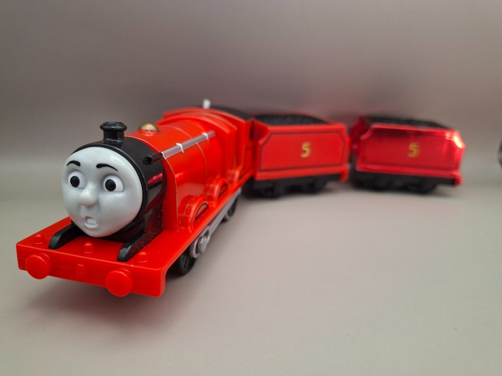 Scared James Trackmaster Train Motorized - 2013 Mattel Thomas the Tank Engine