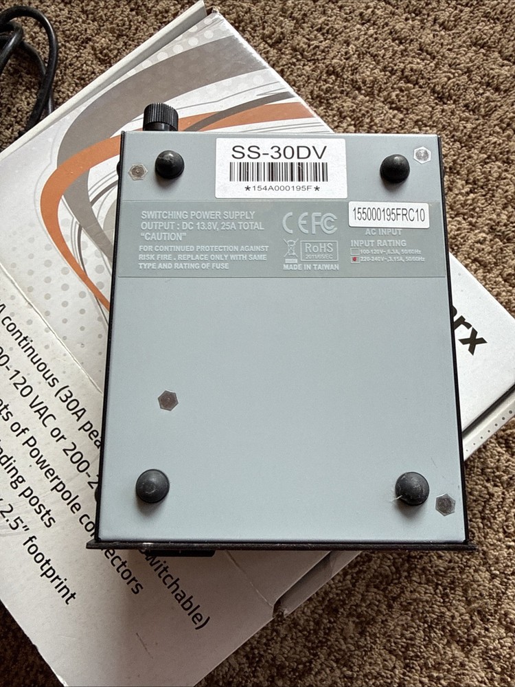 Powerwerx SS-30DV 30A Desktop Switching Power Supply
