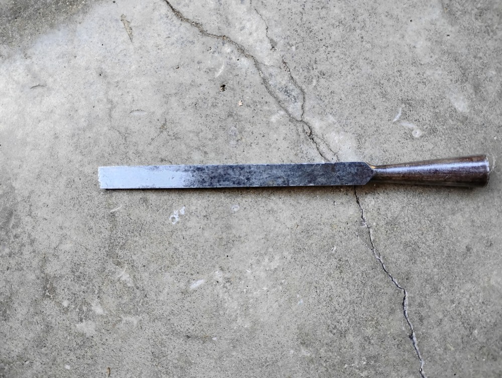 Vintage 1/2 " Yale Woodworking Socket Chisel