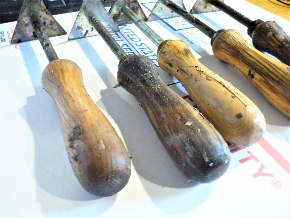 10 Items-Hide Fleshing Scraper-Triangle-Tool-Multi-Purpose-MUST SEE- LOT