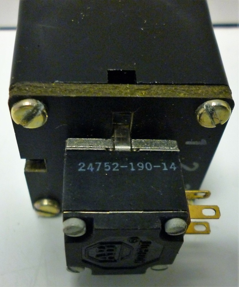 Allen-Bradley 800MR-U37H Potentiometer