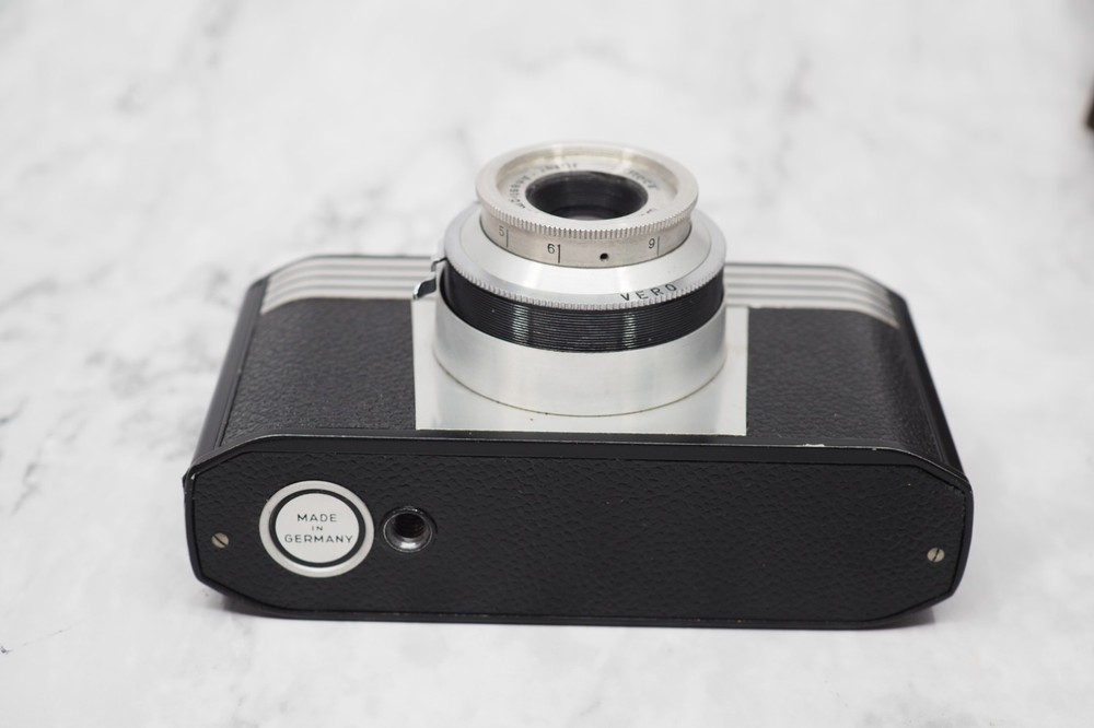 Iloca Quick A 35mm Camera with Case and instructions - TESTED