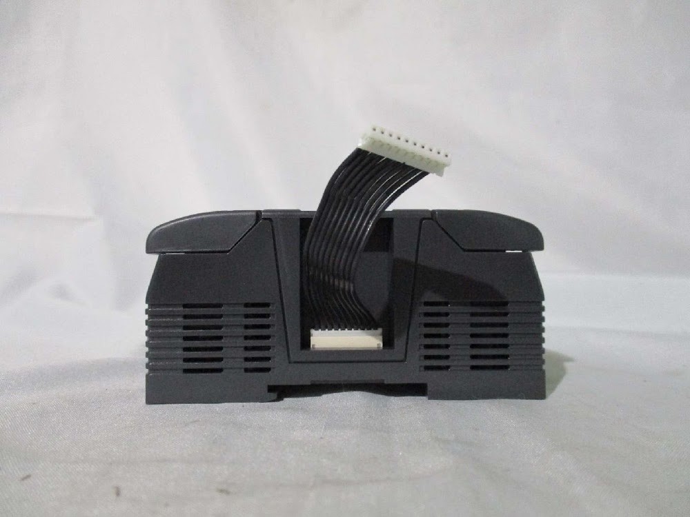 KEYENCE KV-E16X PLC with Built-in Display Function USED #7