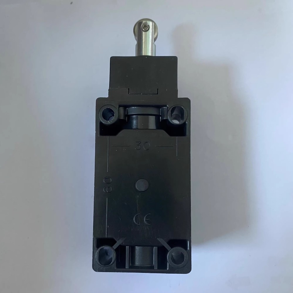 1pcs Comepi BP1H13Z11 Limit switch