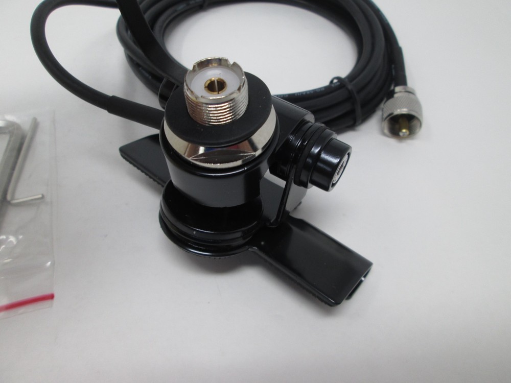 MFJ-345S LIP ANTENNA MOUNT, SO-239(M), WITH CABLE