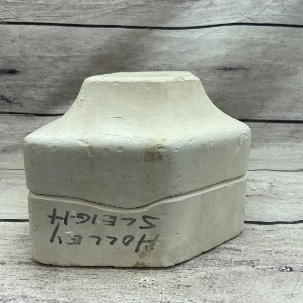 Atlantic Ceramic Casting Mold Holley Sleigh Figurine #A-369