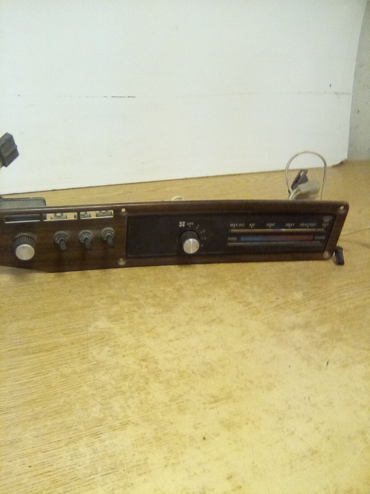 Freightliner A-22-30529-0 AC Heater Temperature Control Panel