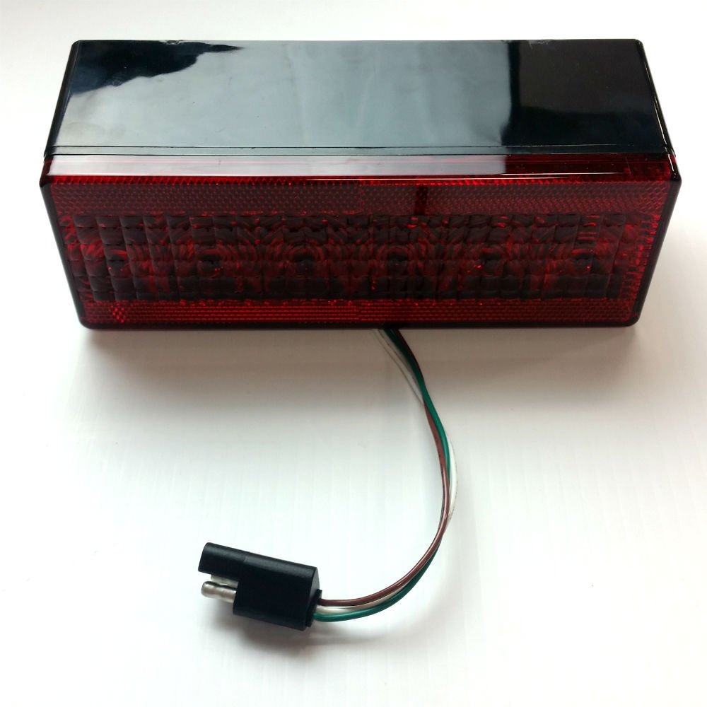 Shorelander 5110569 Submersible LED Right Side Tail Light