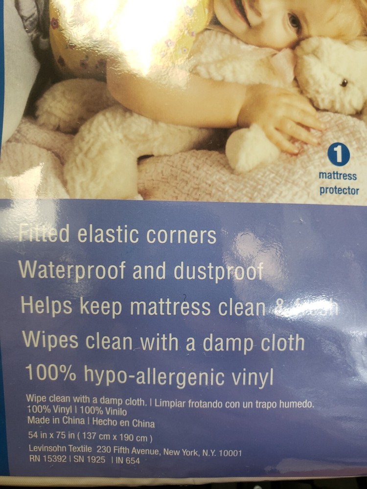 Fresh Ideas Fresh Ideas Fitted Vinyl Mattress Protector - Full Size