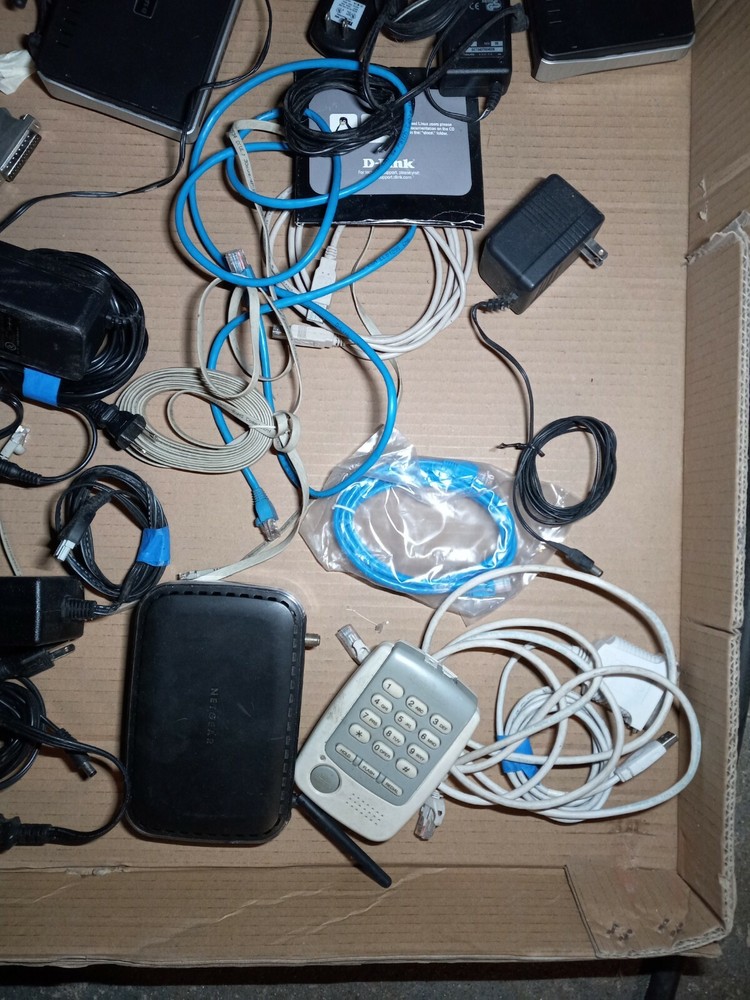 ROUTER MODEM CABLES NETGEAR D LINK POWER SUPPLY