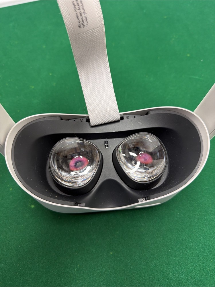 Meta Oculus Quest 2 64GB Headset Only (No Controllers) TESTED AND WORKING