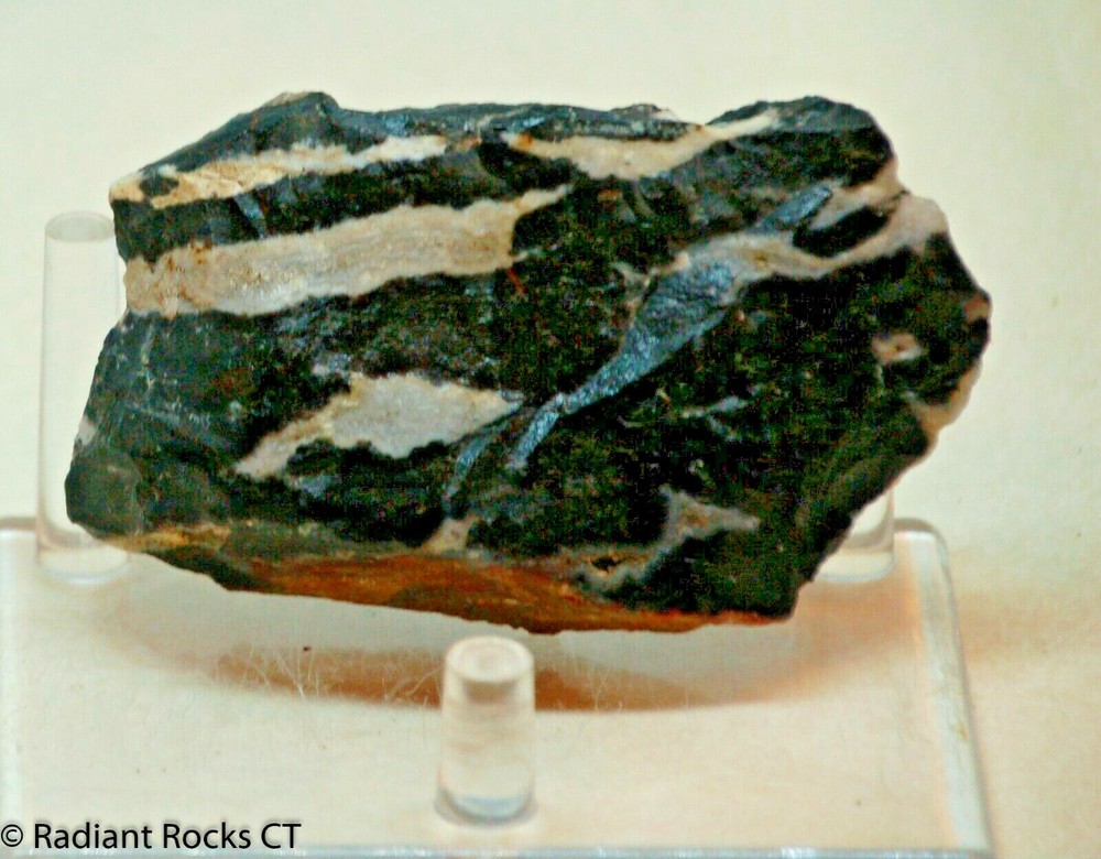 Zebra Agate rough 3.2 oz (85 grams)