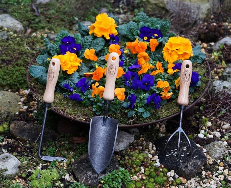Cape Cod Weeder – Right Hand | Hand Weeding Tool for Tight Spaces | Tempered ...